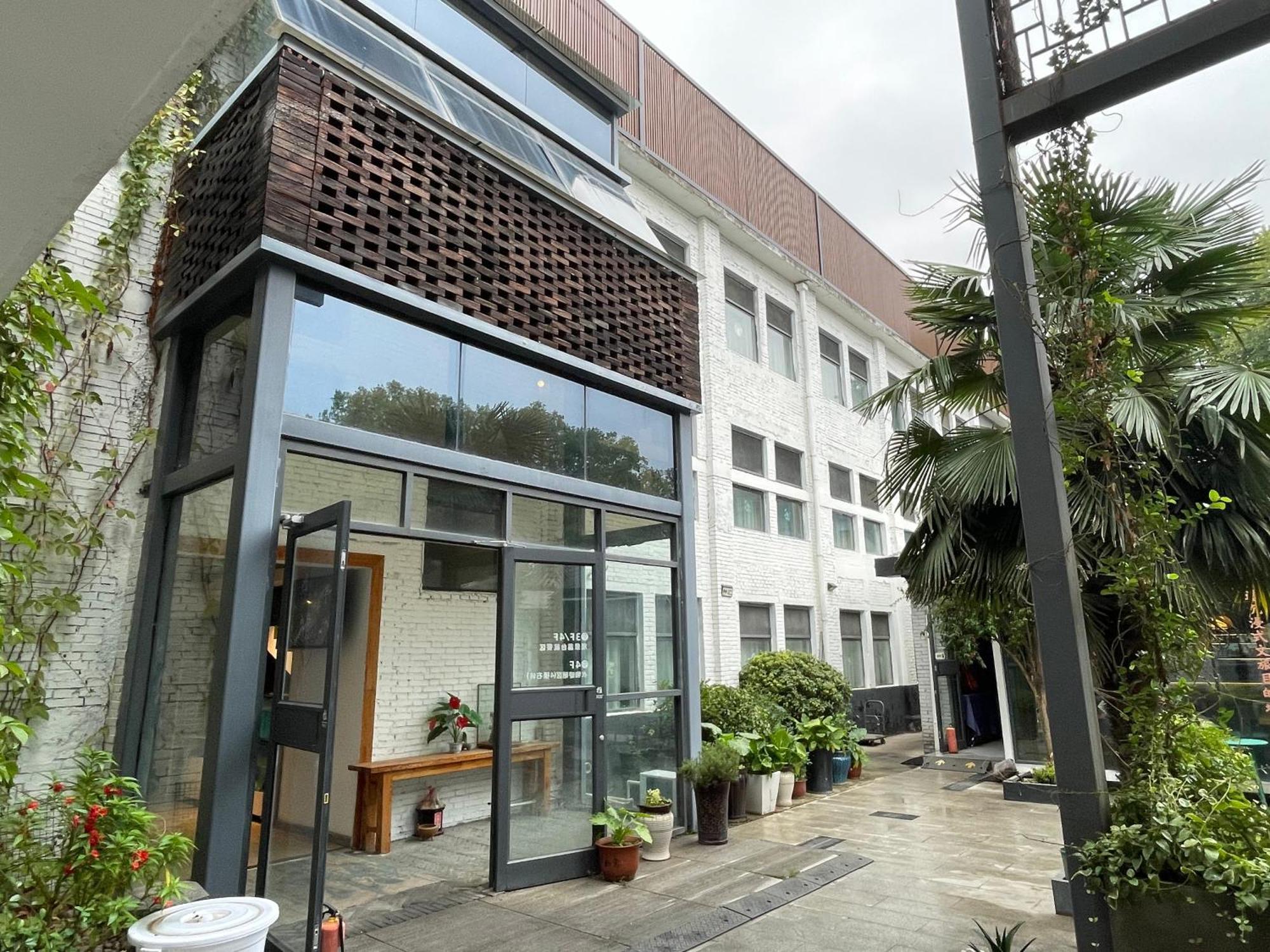 Once Artistic Inn Luoyang Лоян Экстерьер фото